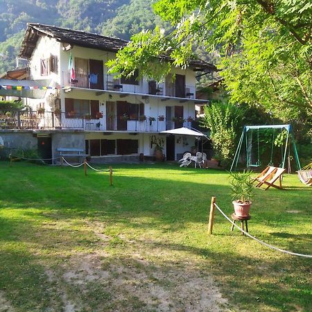 Bed and Breakfast La Ghita à Sparone Extérieur photo