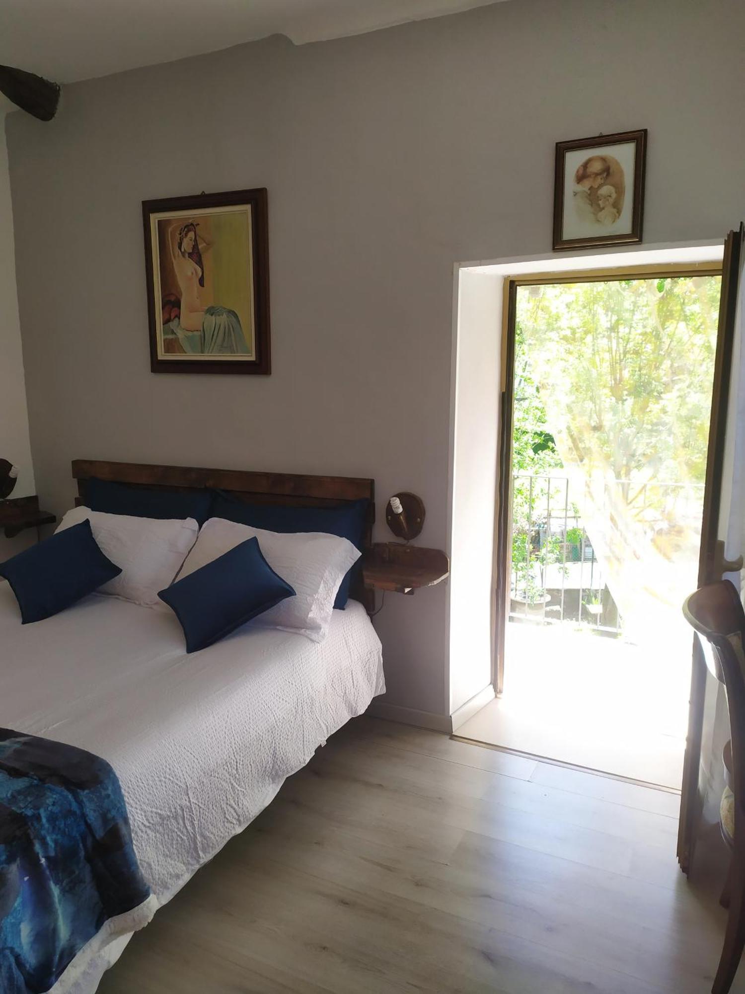 Bed and Breakfast La Ghita à Sparone Extérieur photo