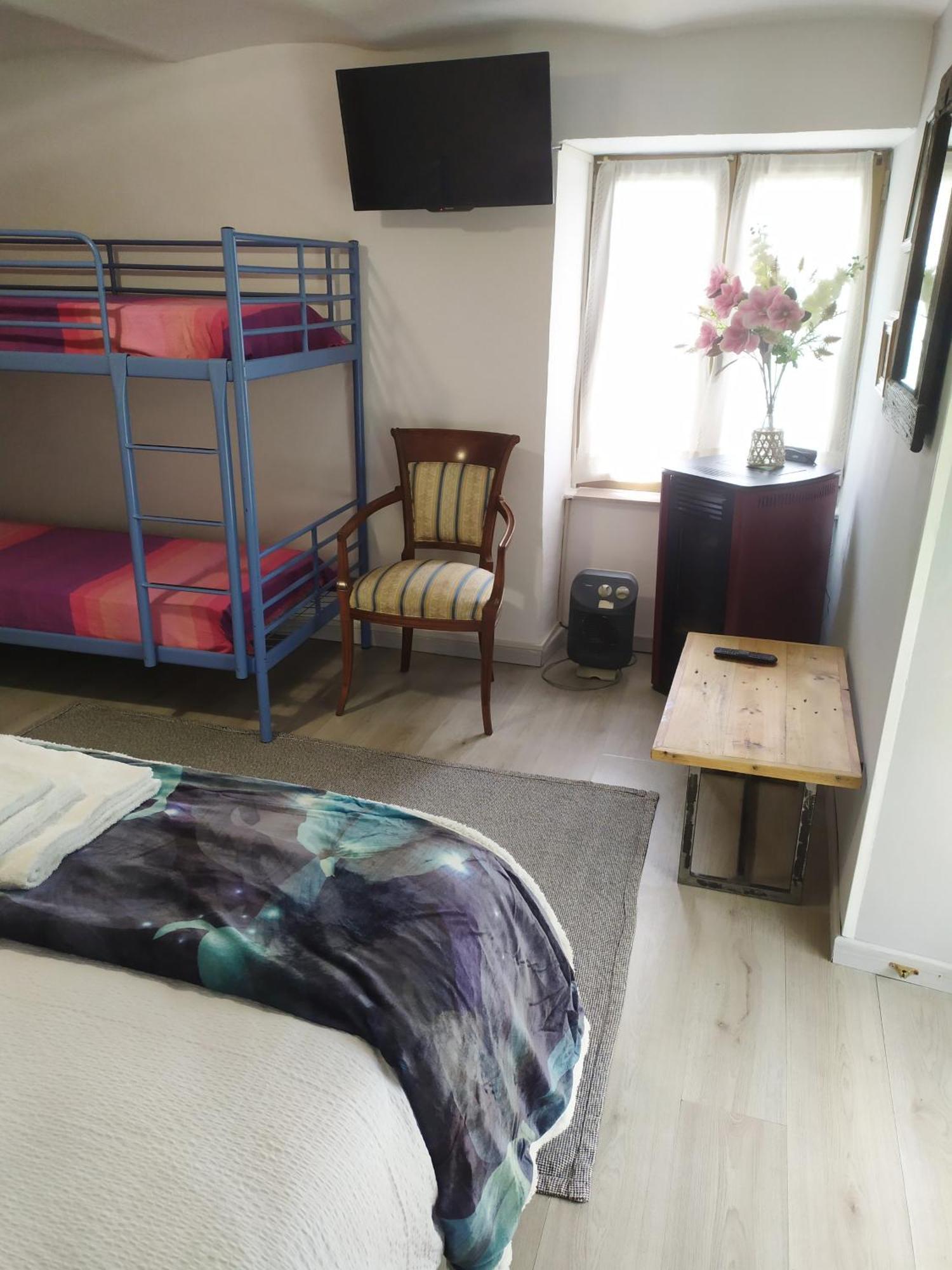 Bed and Breakfast La Ghita à Sparone Extérieur photo